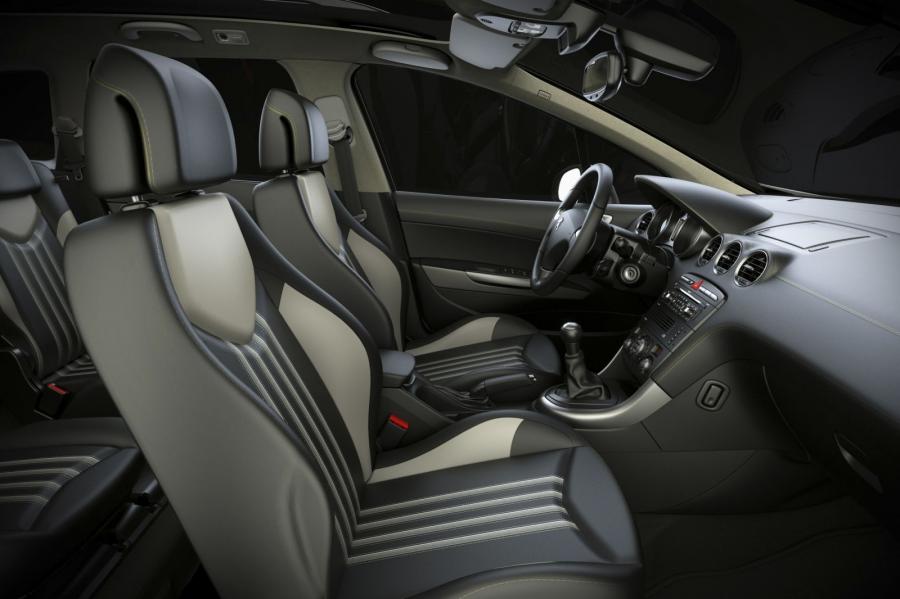 Peugeot 308 SW Prologue Concept 2007 года  (фото 12 из 27)